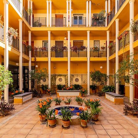 San Vicente-Museo Apartamento Séville Extérieur photo