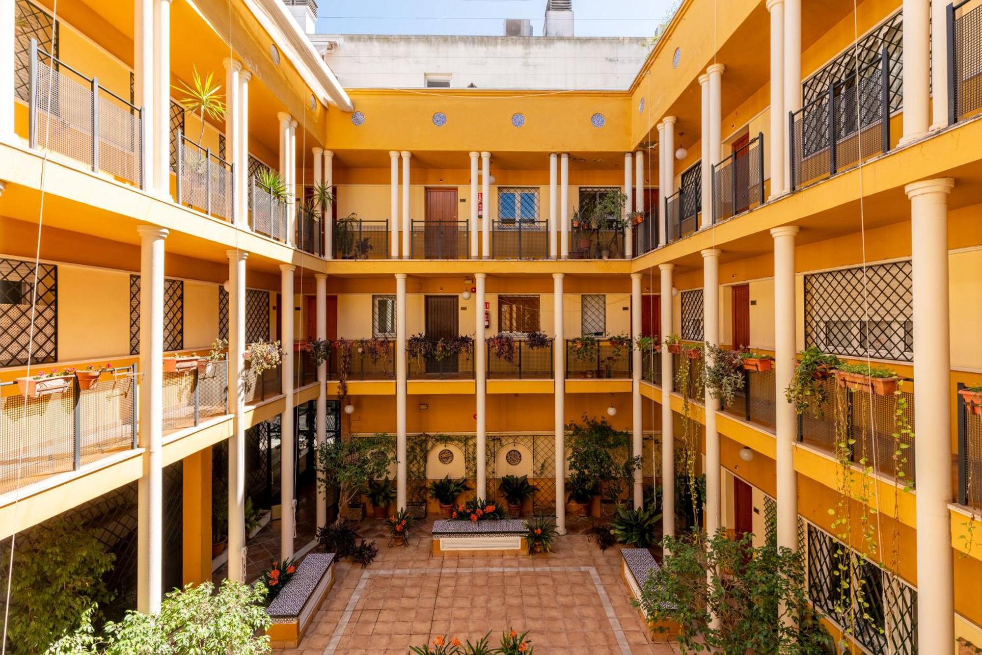 San Vicente-Museo Apartamento Séville Extérieur photo